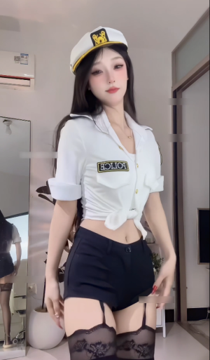 快手御姐 #性感母蟑螂 群定制热舞17V 2.4G