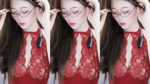 CC直播 #招财啃啃 定制性感热舞3V430MB