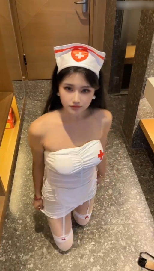 快手反差@晨妈吖 定制写真11v 1G