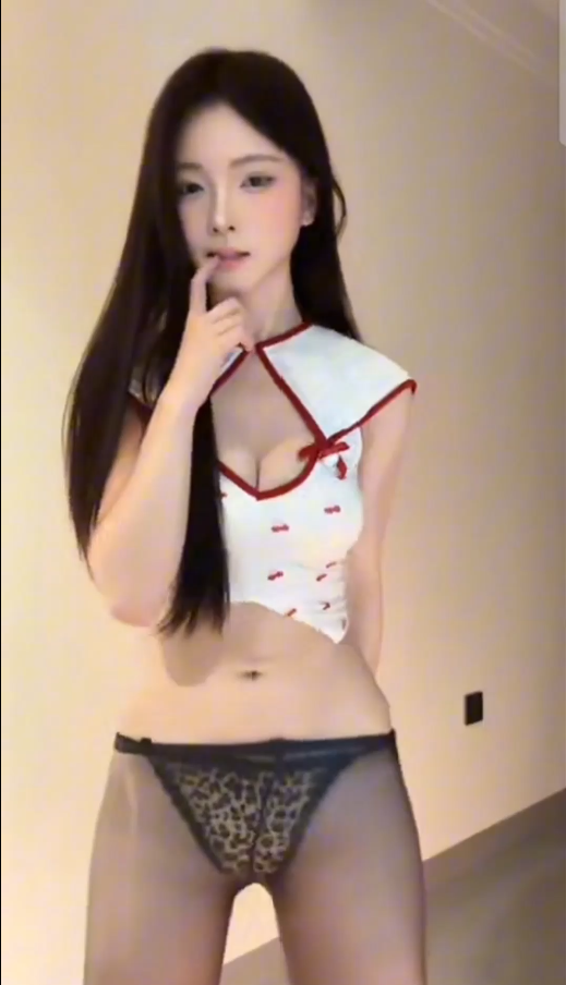 抖音 #小邹很哇塞 定制情趣热舞15V 960MB