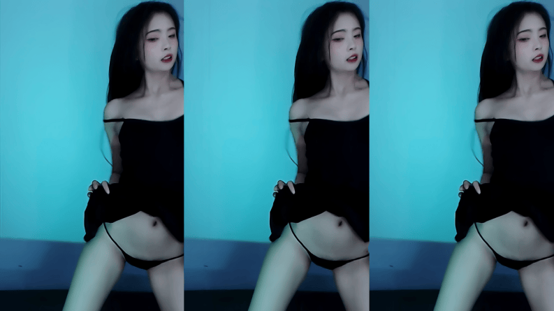 CC直播 #糖糖 付费群定制热舞5V1.03G