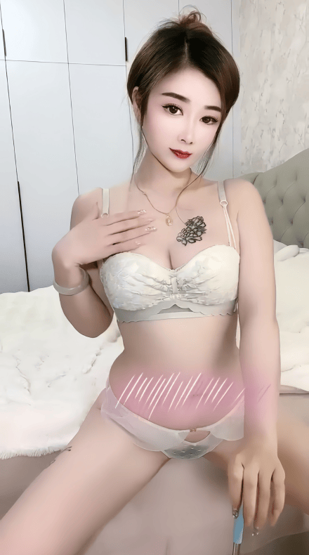 快手主播 #雯宝 定制私房福利2V15MB