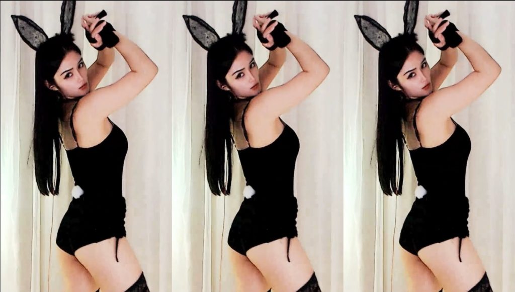 虎牙直播 #赢城恩雅Enya 定制舞蹈4V1.41G