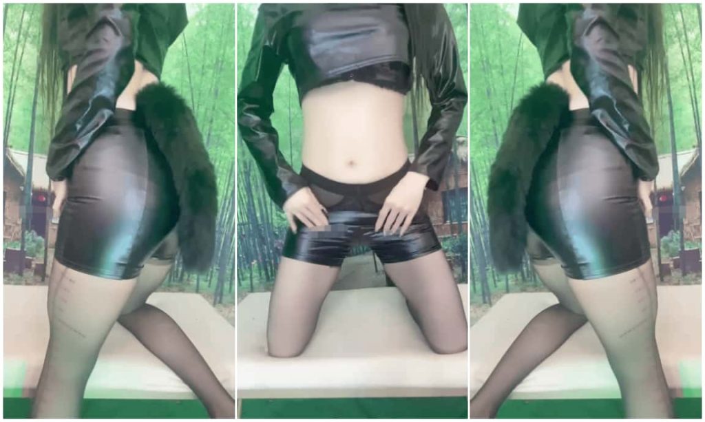 CC直播 小薇薇 付费群定制5V/0.99G